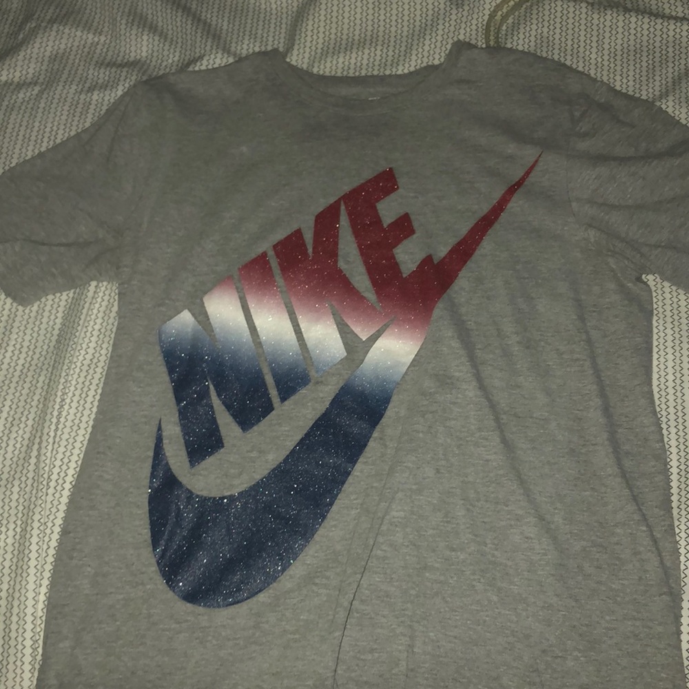 Nike tee shirt
